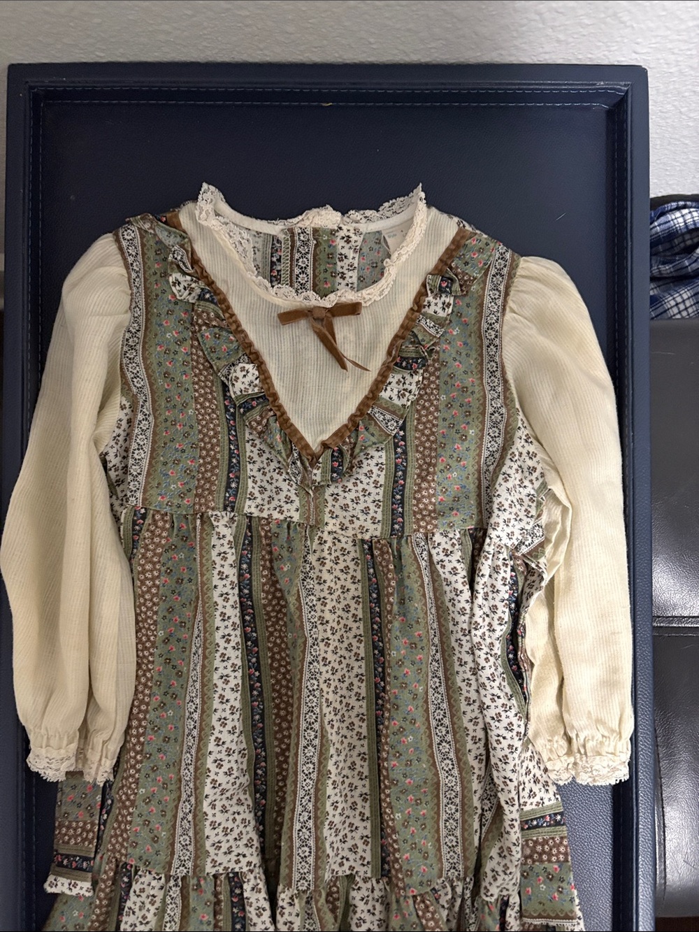 Girls' Vintage-Inspired Cream & Green Floral Ruffle Dress